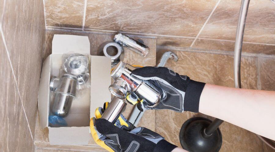 Professional gutter cleaning in Meadville, MO